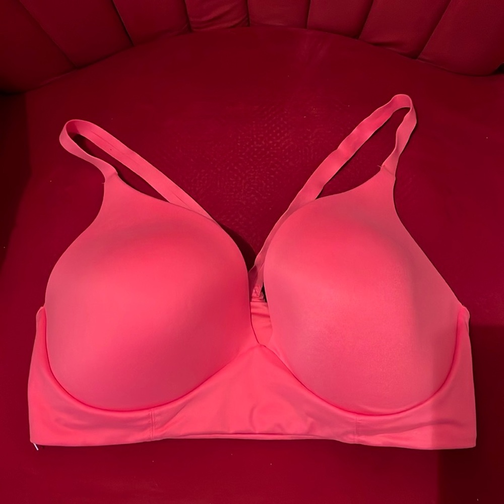 VICTORIA SECRET BRA